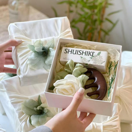 Ivory Silk Bloom Gift Box